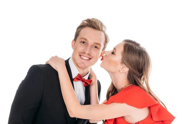 Jovem casal beijando — Fotografia de Stock