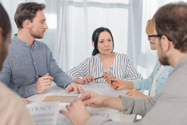Middle Aged Multiethnic People Signing Contract Anonymous Group Therapy — Stock Photo, Image