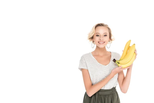 Όμορφη Νεαρή Γυναίκα Κρατά Φρέσκο Ώριμες Μπανάνες Και Χαμογελαστός Στην — Φωτογραφία Αρχείου