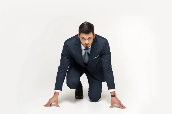 Serio Joven Empresario Posición Partida Listo Para Correr Aislado Gris —  Fotos de Stock