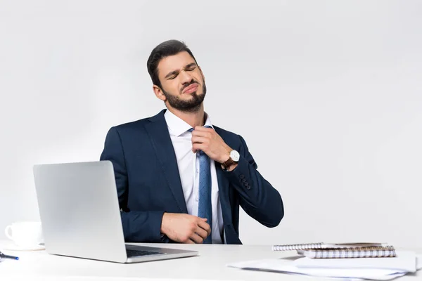 Joven Empresario Sobrecargado Trabajo Con Los Ojos Cerrados Ajustando Corbata —  Fotos de Stock