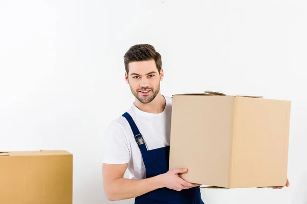 Sorrindo Relocação Serviço Trabalhador Segurando Caixa — Fotografia de Stock