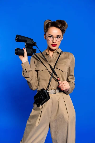 Portrait Stylish Young Woman Binoculars Photo Camera Isolated Blue — Free Stock Photo