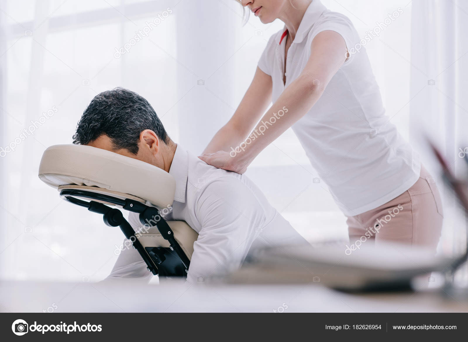 Masseuse Doing Seated Back Massage Businessman Office ⬇ Stock Photo