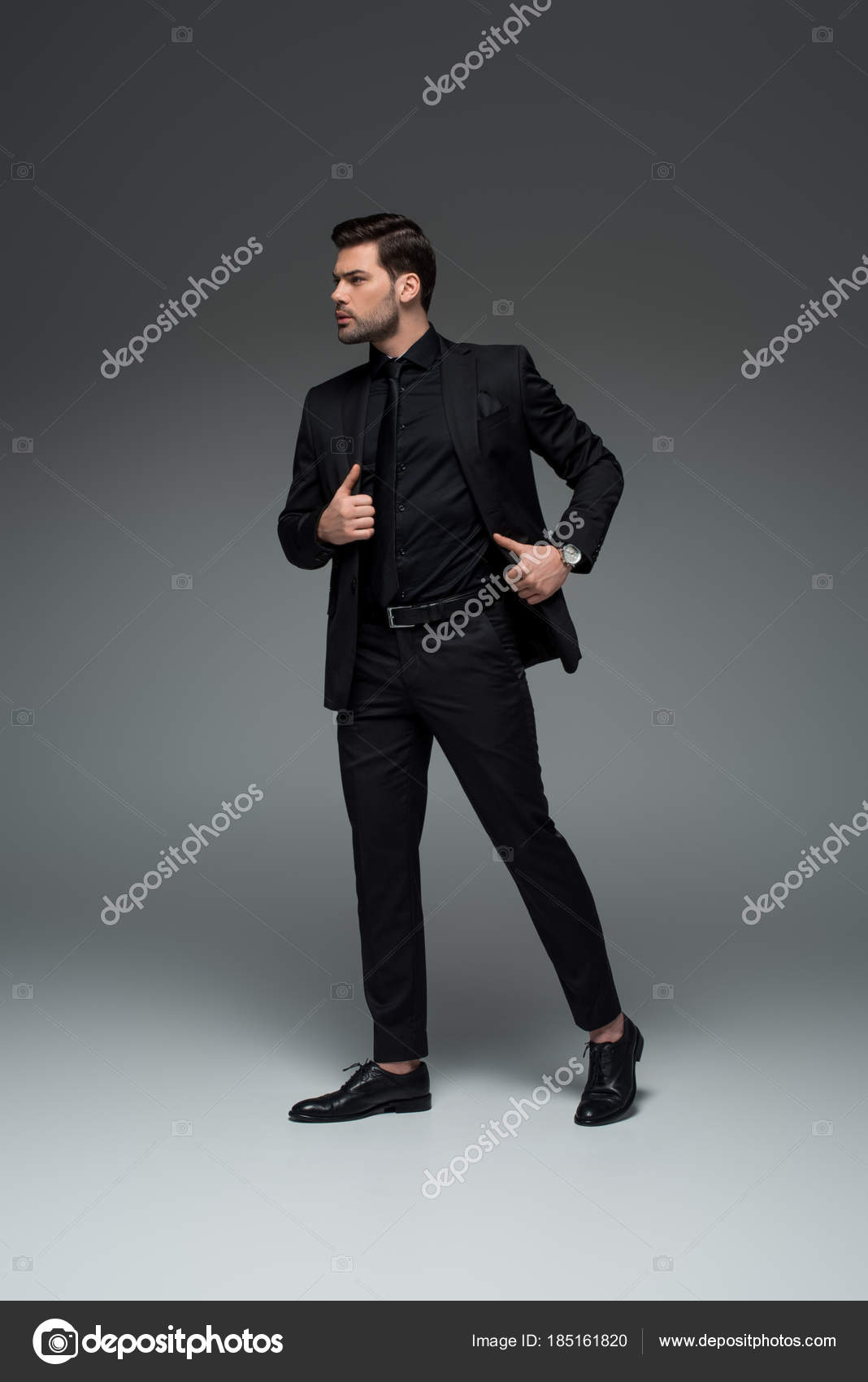 Young Stylish Man Posing Formal Suit Grey — Stock Photo