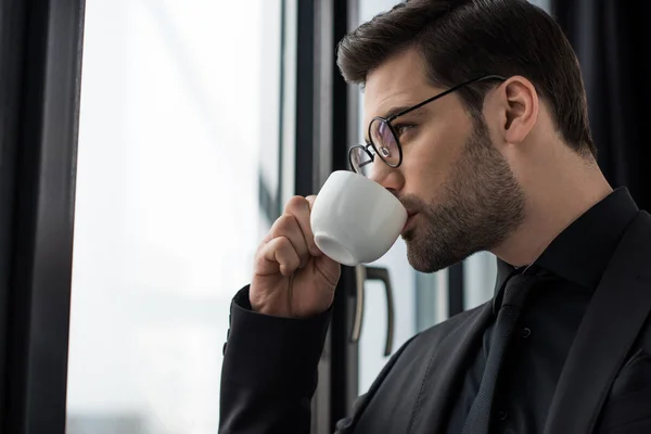 Side View Businessman Glasses Drinking Coffee — Stock Photo, Image