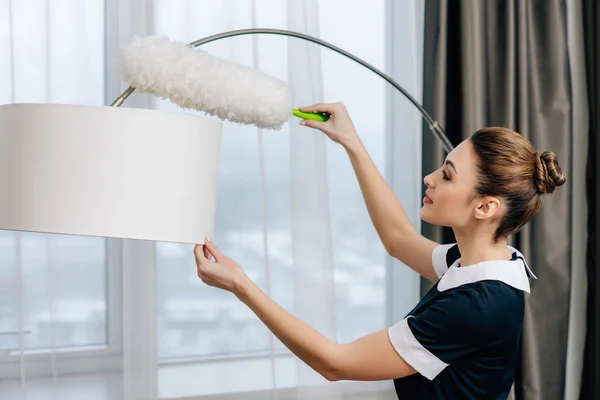 Young Beautiful Maid Uniform Cleaning Torchere Duster — Stock Photo, Image
