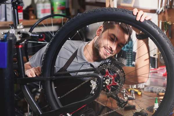 Tot vaststelling van de fiets — Stockfoto