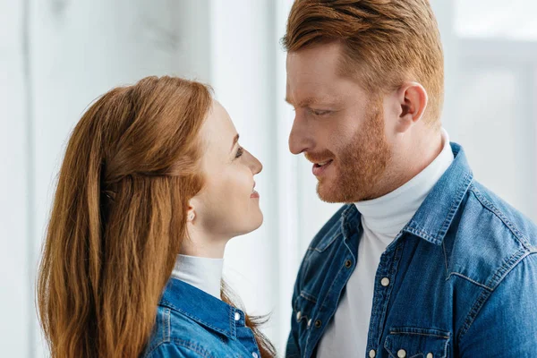 Happy Young Couple Looking Each Other — Free Stock Photo