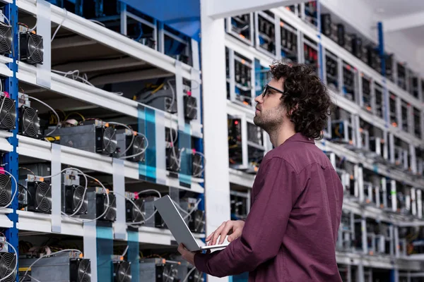 Mining farm — Stock Photo, Image