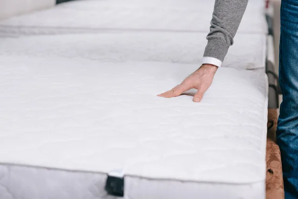 Choosing mattress — Stock Photo, Image
