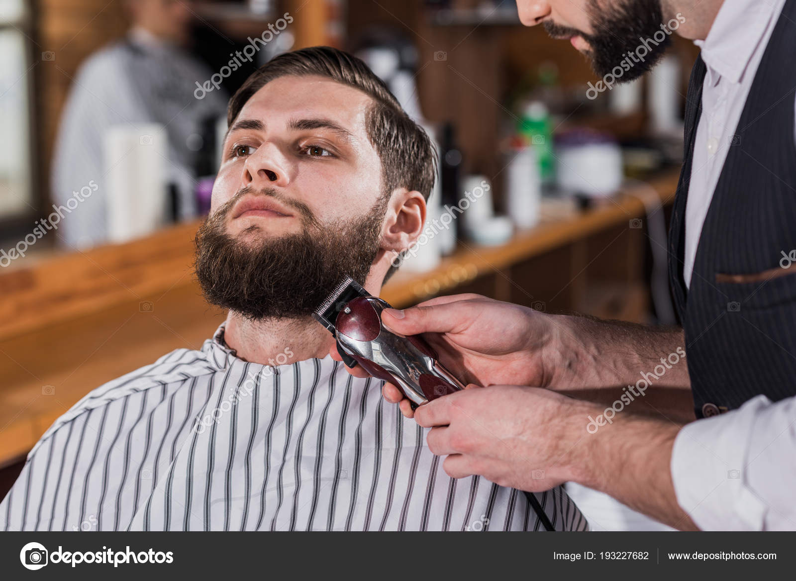 Close Shot Barber Shaving Man Hair Cutting Machine Stock