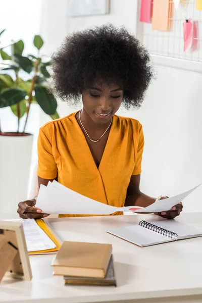 Portrait Smiling African American Freelancer Papers Workplace Home Office — Stock Photo, Image