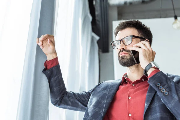 Bottom View Handsome Young Businessman Talking Phone Office — Stock Photo, Image