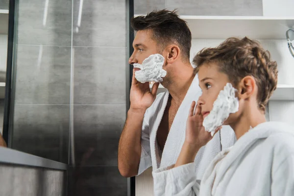 Selective Focus Father Applying Shaving Foam Face Son Bathroom — Stock Photo, Image