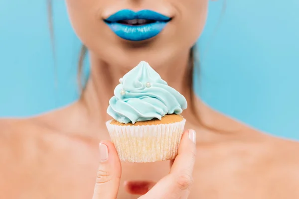 Selective Focus Naked Beautiful Woman Blue Lips Cupcake Isolated Blue — Stock Photo, Image