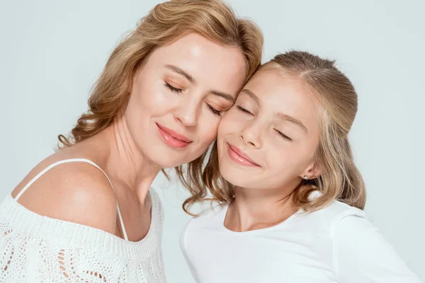 Smiling Mother Daughter Closed Eyes Isolated Grey — Stock Photo, Image