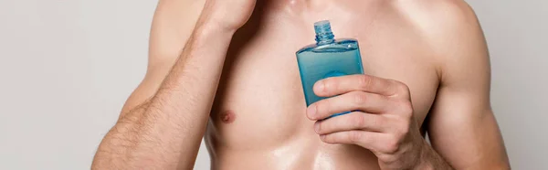 Cropped View Sexy Man Muscular Torso Shave Lotion Isolated Grey — Stock Photo, Image