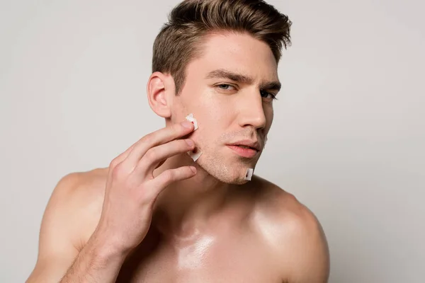 Sexy Man Muscular Torso Touching Bloody Wounds Shaving Face Isolated — Stock Photo, Image