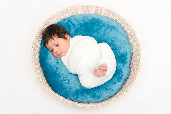 Top View Newborn Mixed Race Baby Wrapped Blanket Lying Basket — ストック写真