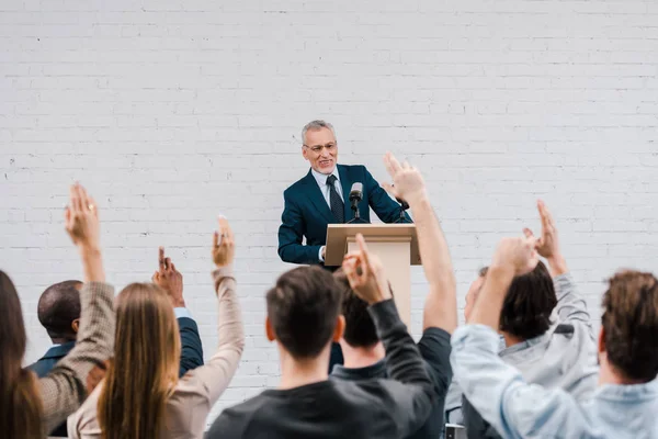 Back View Journalists Raised Hands Happy Bearded Speaker — Stock Photo, Image