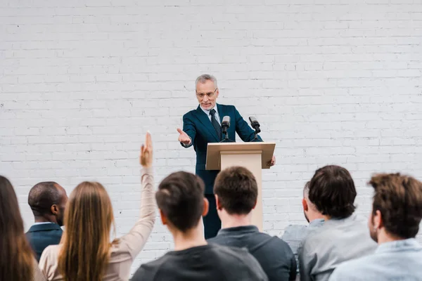 Happy Speaker Pointing Hand Journalist Raised Hand — Stock Photo, Image