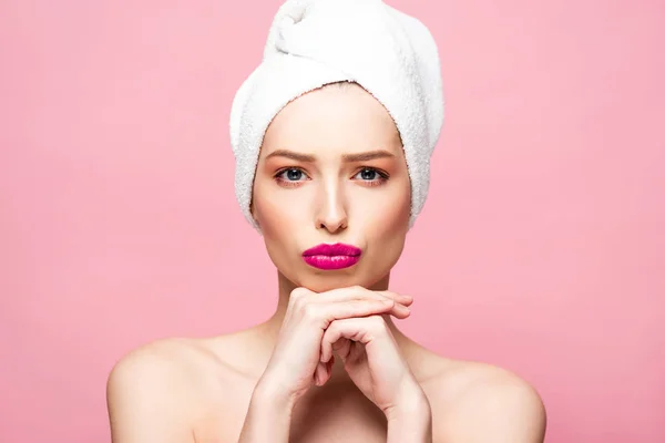 Sad Naked Woman White Towel Looking Camera Isolated Pink — Stock Photo, Image