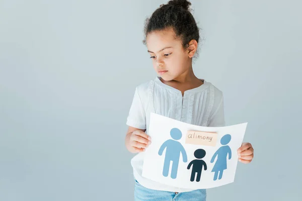 Verärgertes Afrikanisch Amerikanisches Kind Hält Papier Mit Gezeichneter Familie Und — Stockfoto