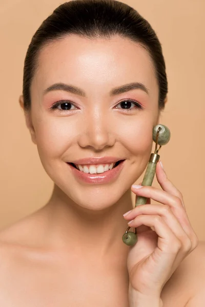 Beautiful Smiling Naked Asian Girl Making Massage Face Jade Roller — Stock Photo, Image