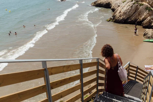 Catalonia Spain April 2020 Selective Focus Woman Standing Staircase Sandy — Stock Photo, Image