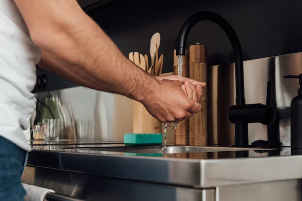 Cropped View Man Standing Washing Hands — Stock Photo, Image