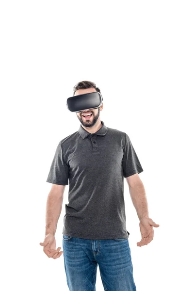 Casque homme en réalité virtuelle — Photo de stock