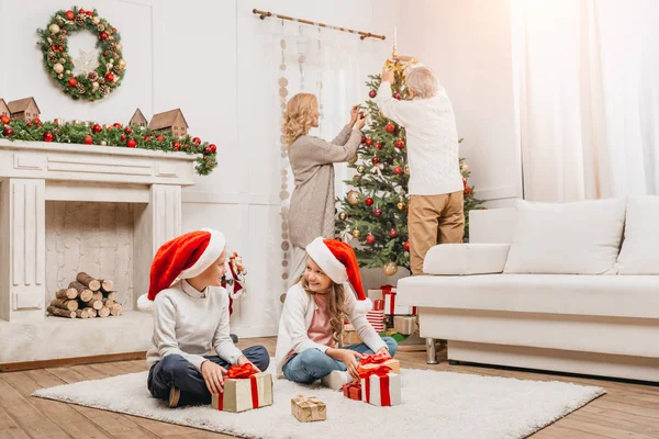 Joyeux Noël en famille — Photo de stock