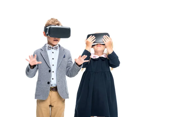 Pupils in VR headsets — Stock Photo