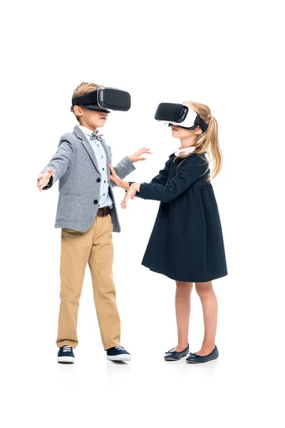 Pupils in VR headsets — Stock Photo