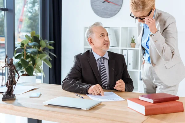 Lawyers working with contract — Stock Photo