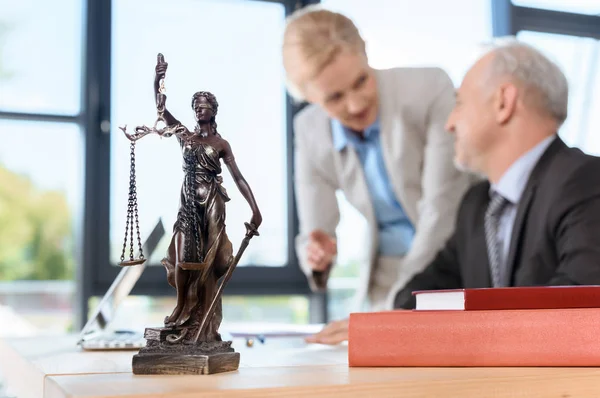 Lawyers discussing plans — Stock Photo