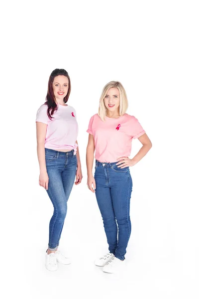 Giovani donne in t-shirt rosa — Foto stock