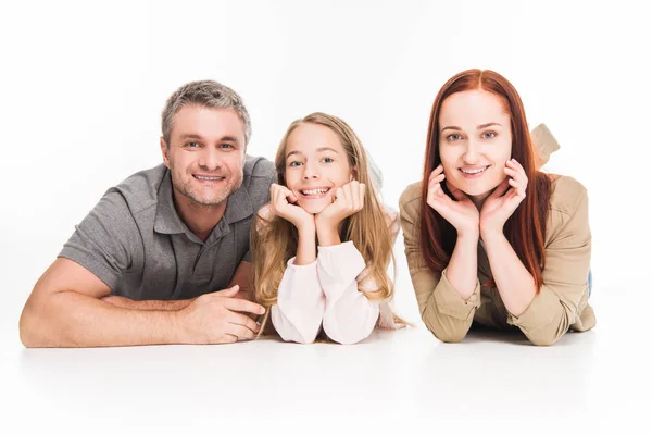 Familie blickt in Kamera — Stockfoto