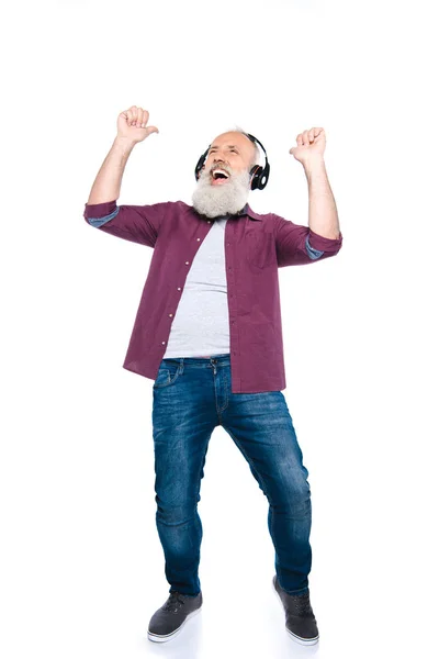 Homem idoso dançando com fones de ouvido — Fotografia de Stock