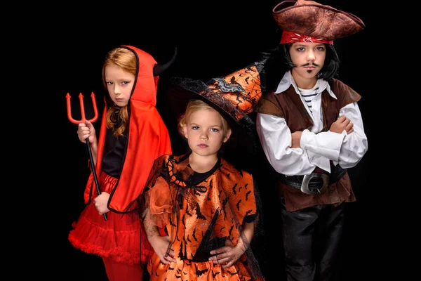 Діти в костюмах Хеллоуїна — стокове фото