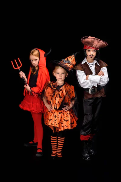 Halloween diablo, bruja y pirata - foto de stock