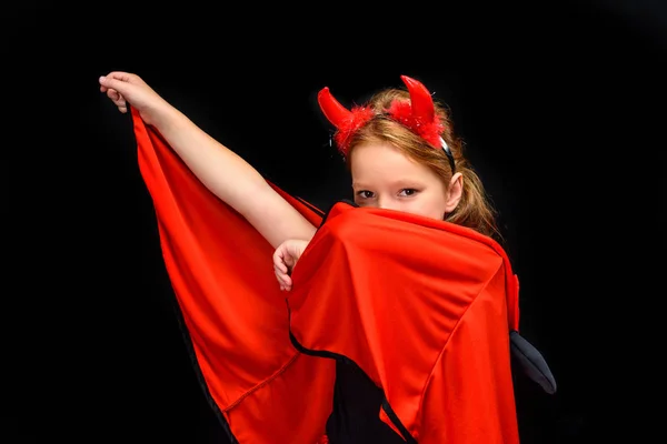 Bambino in costume di Halloween del diavolo — Foto stock