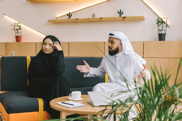 Muslim couple having argument — Stock Photo