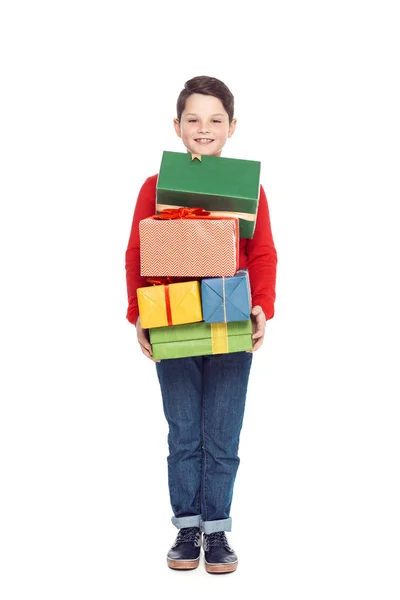 Niño con regalos de Navidad - foto de stock