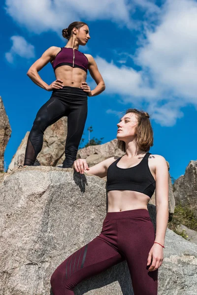 Athletic women outdoors — Stock Photo