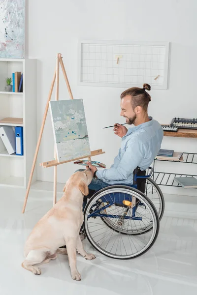 Disabled man painting — Stock Photo