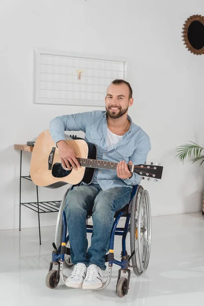Disabled musician — Stock Photo