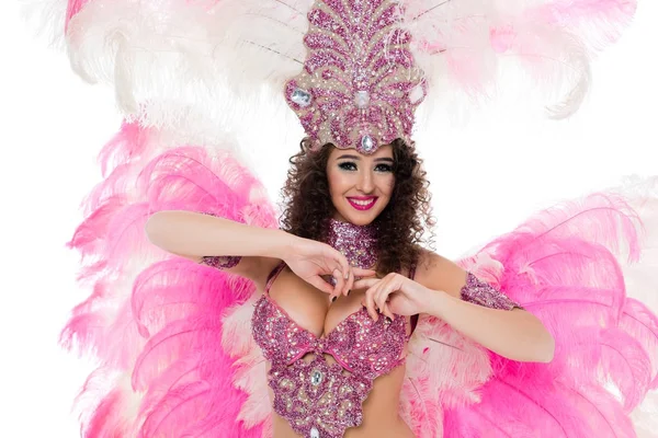 Jovem mulher em traje de carnaval olhando para a câmera, isolado em branco — Fotografia de Stock