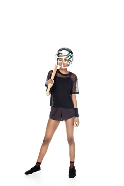 Jogador de beisebol feminino no capacete com morcego isolado no branco — Fotografia de Stock